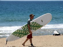 En Costa Rica es posible surfear en ambas costas.